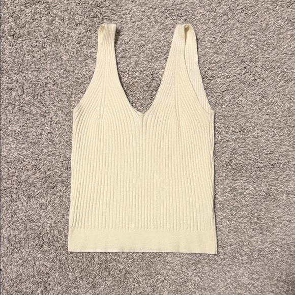 LA MIEL Tops - La miel Women's Cream Ribbed Knit tank